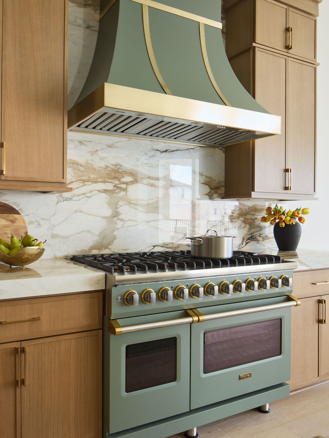 Viking_INSTL_MiramarBeachKitchen_Eucalyptus_2351021